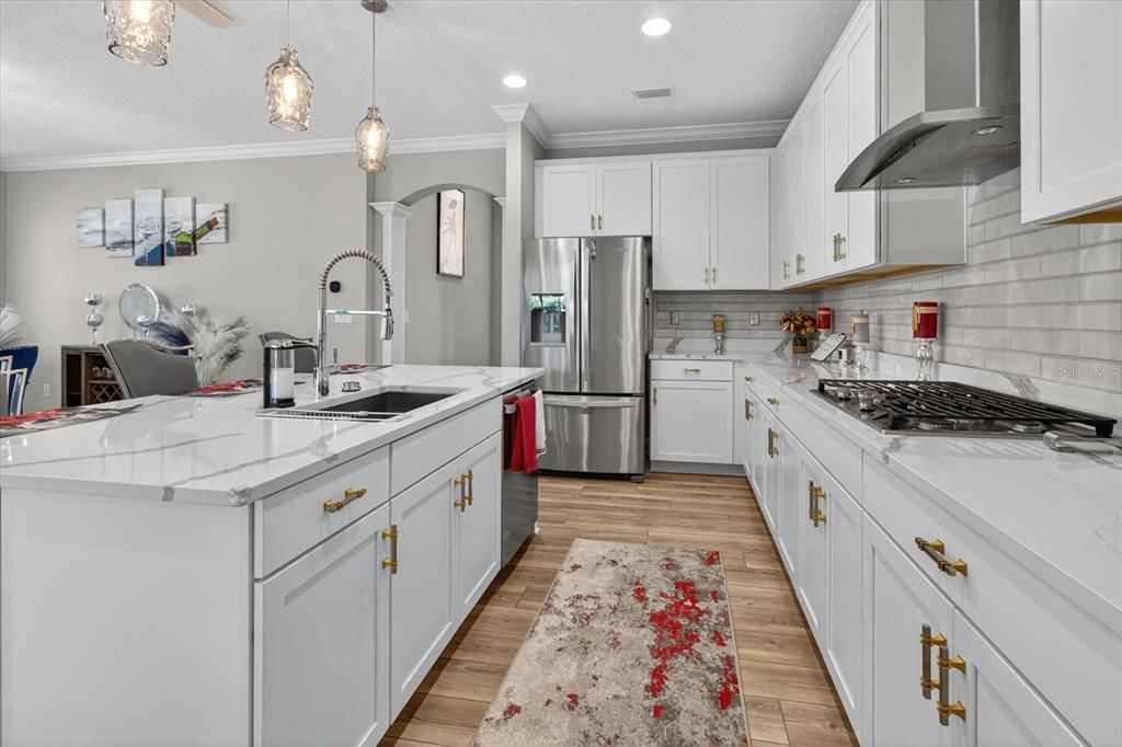 For Rent: $3,700 (4 beds, 2 baths, 2101 Square Feet)