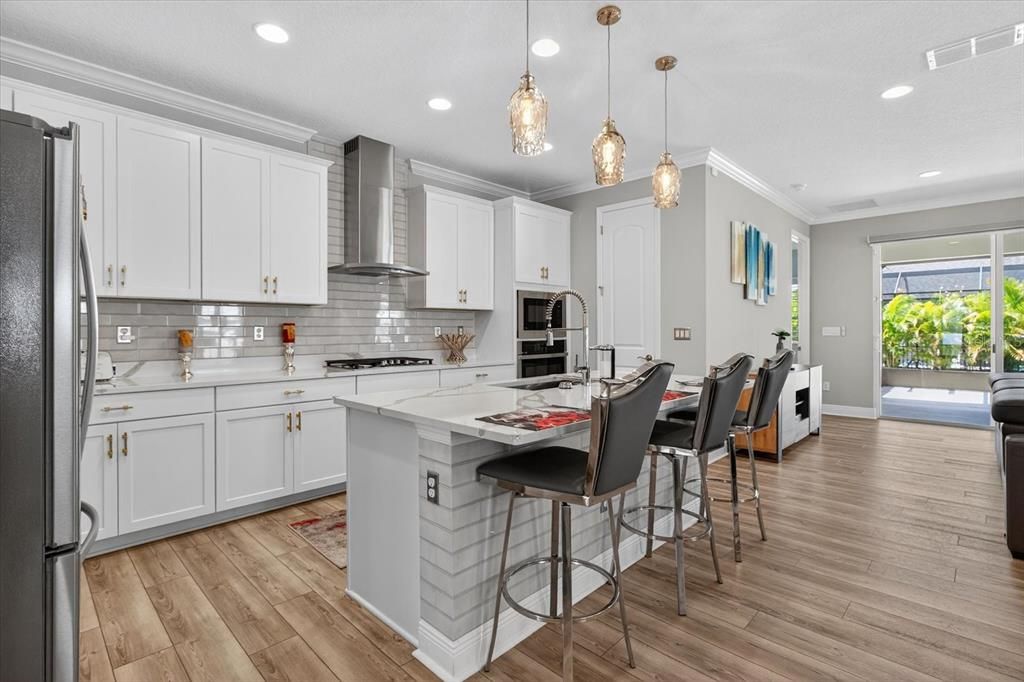 For Rent: $3,700 (4 beds, 2 baths, 2101 Square Feet)