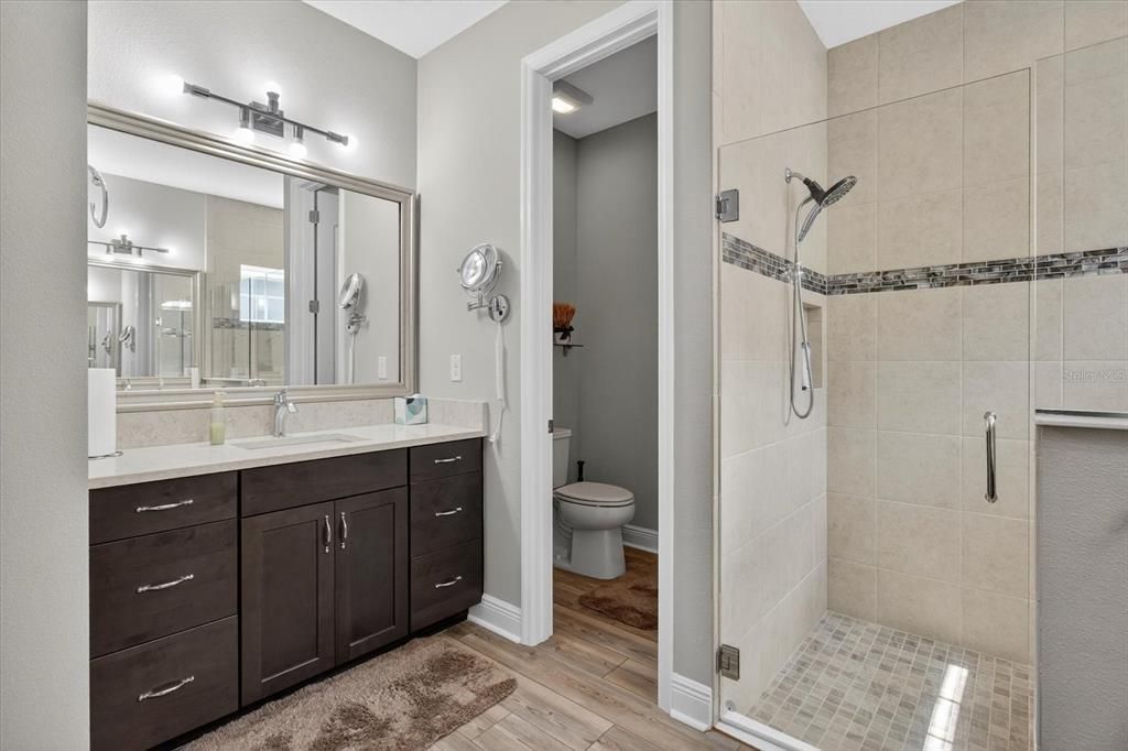 For Rent: $3,700 (4 beds, 2 baths, 2101 Square Feet)