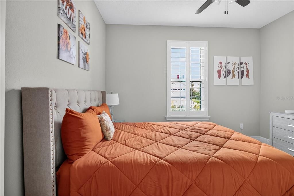 For Rent: $3,700 (4 beds, 2 baths, 2101 Square Feet)