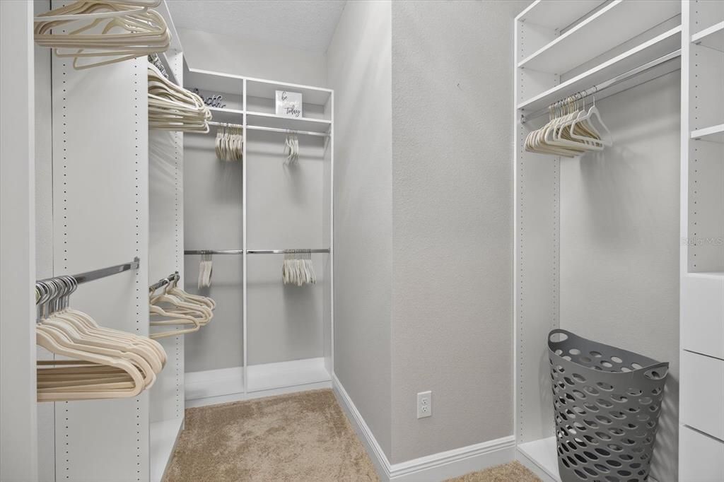 For Rent: $3,700 (4 beds, 2 baths, 2101 Square Feet)