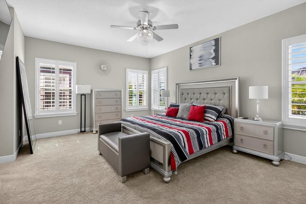 For Rent: $3,700 (4 beds, 2 baths, 2101 Square Feet)