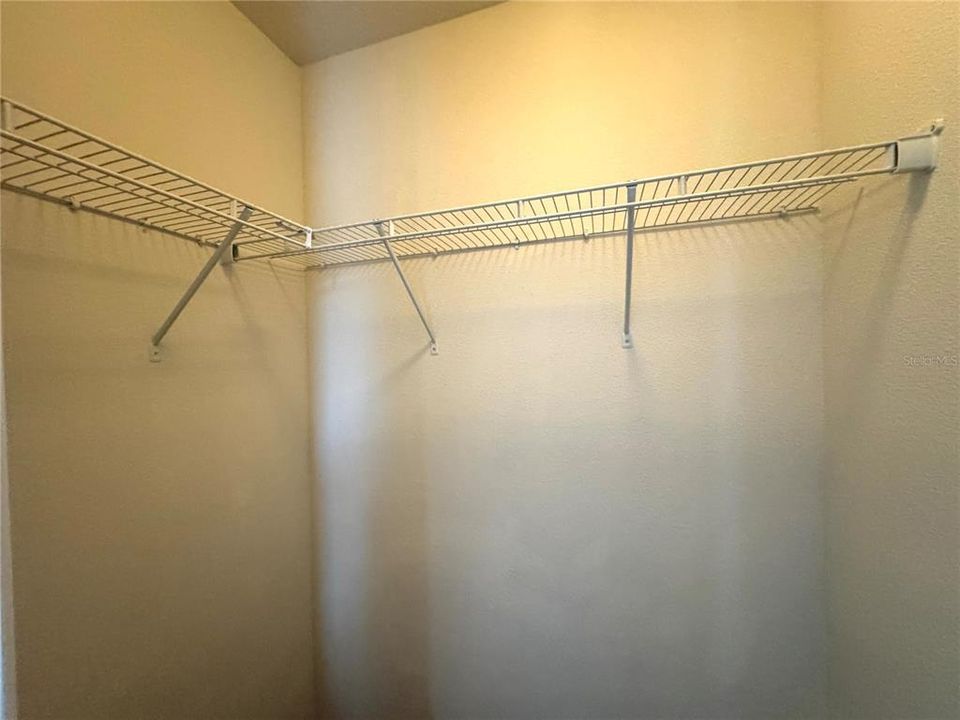 For Rent: $2,450 (3 beds, 2 baths, 1787 Square Feet)