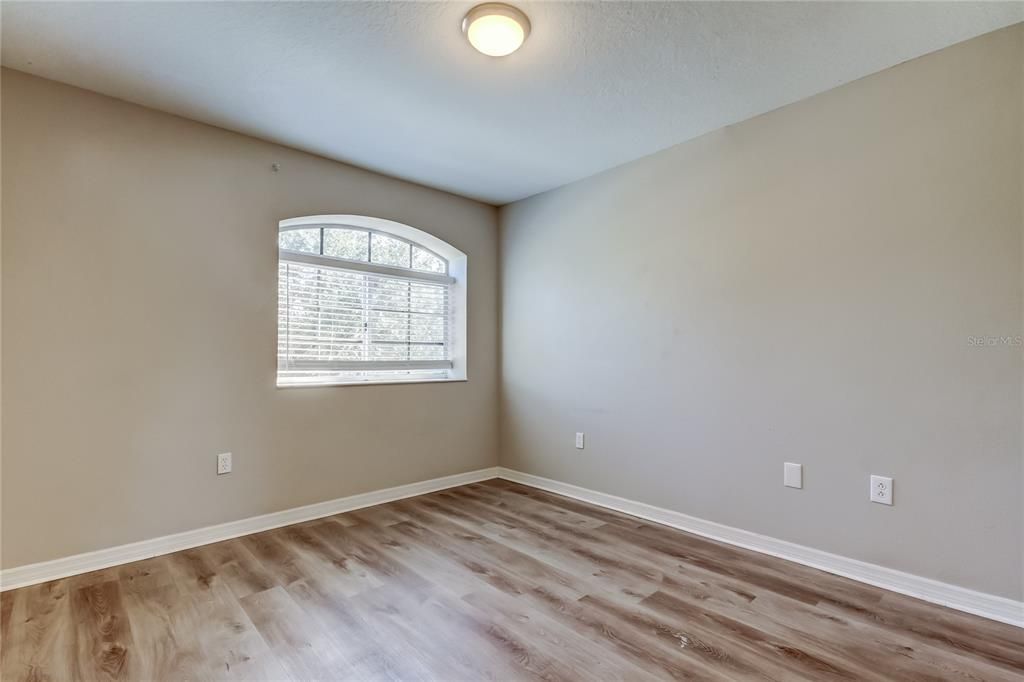 For Sale: $480,000 (3 beds, 2 baths, 2041 Square Feet)