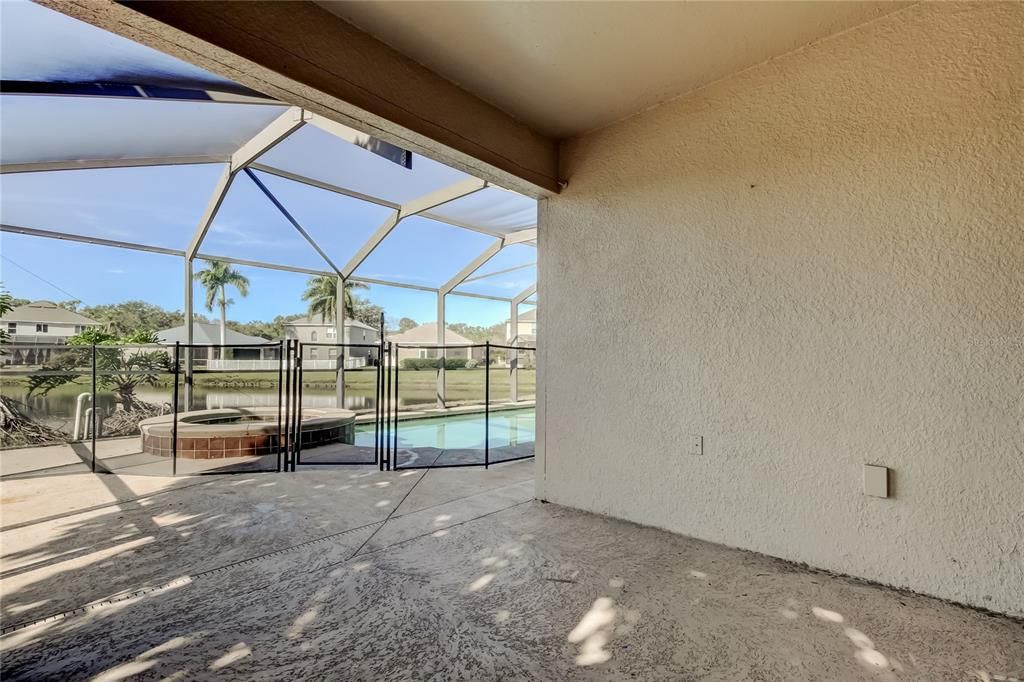 For Sale: $480,000 (3 beds, 2 baths, 2041 Square Feet)