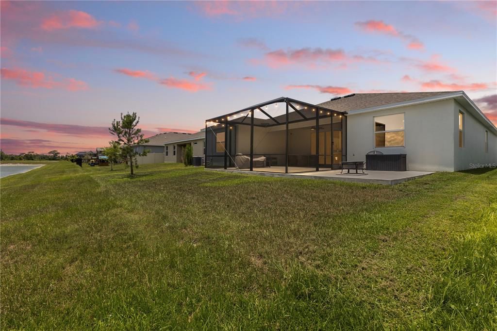 出租: $3,500 (4 贝兹, 3 浴室, 2557 平方英尺)