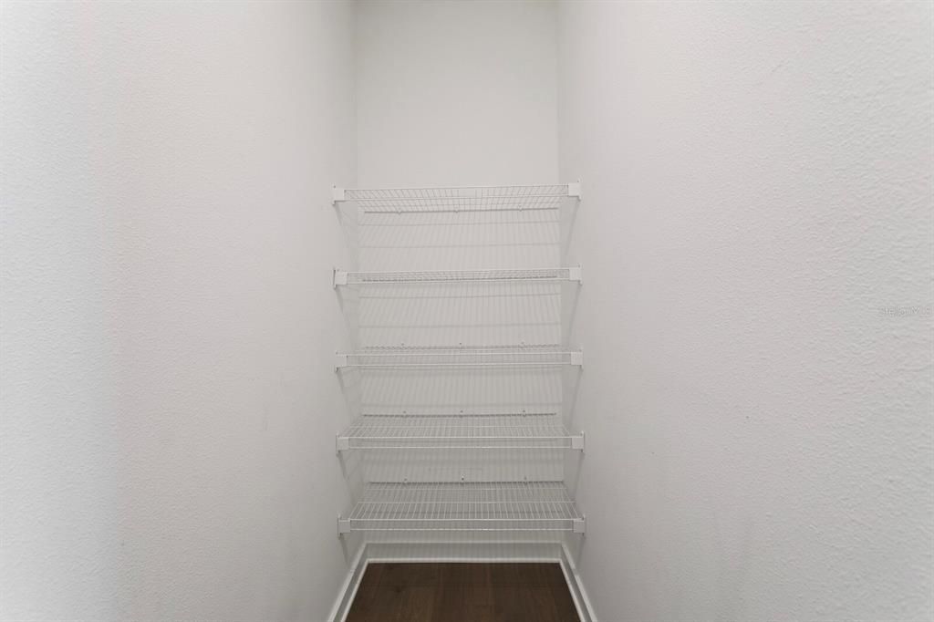 На продажу: $685,000 (3 спален, 2 ванн, 2104 Квадратных фут)