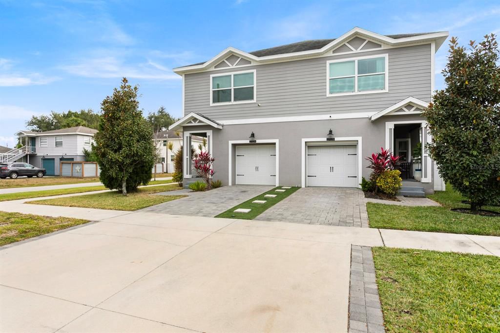 На продажу: $685,000 (3 спален, 2 ванн, 2104 Квадратных фут)