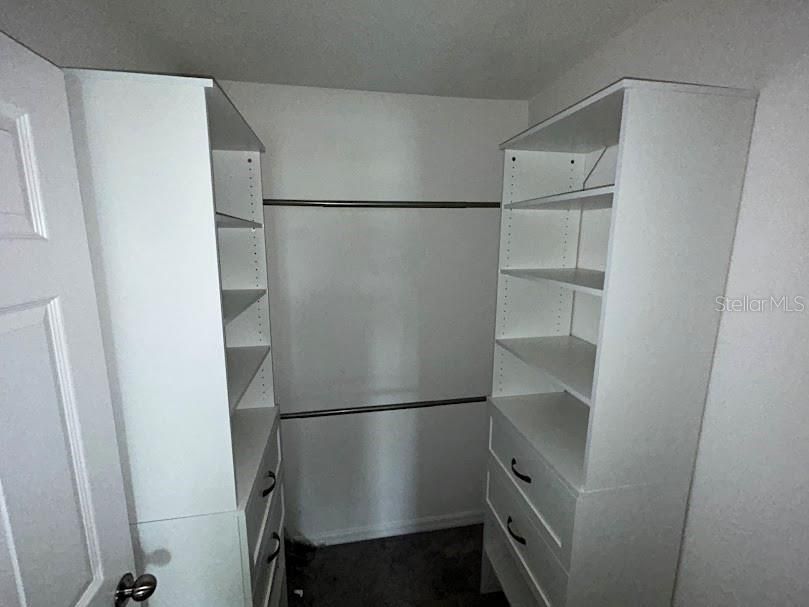 For Rent: $2,340 (4 beds, 2 baths, 1876 Square Feet)