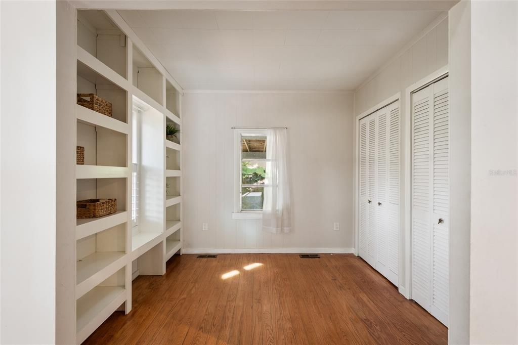 Activo con contrato: $750,000 (3 camas, 2 baños, 1664 Pies cuadrados)