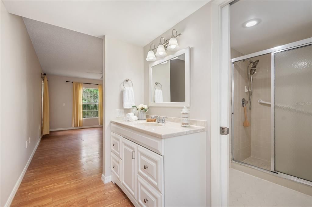 Activo con contrato: $750,000 (3 camas, 2 baños, 1664 Pies cuadrados)