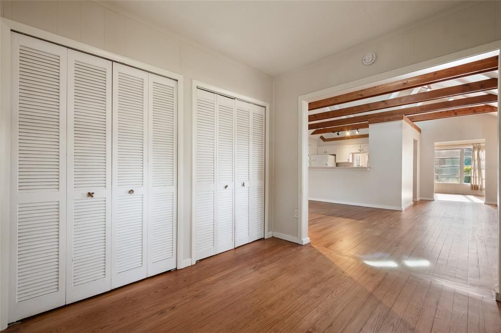 Activo con contrato: $750,000 (3 camas, 2 baños, 1664 Pies cuadrados)