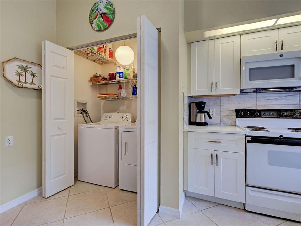 待售: $250,000 (2 贝兹, 2 浴室, 1170 平方英尺)