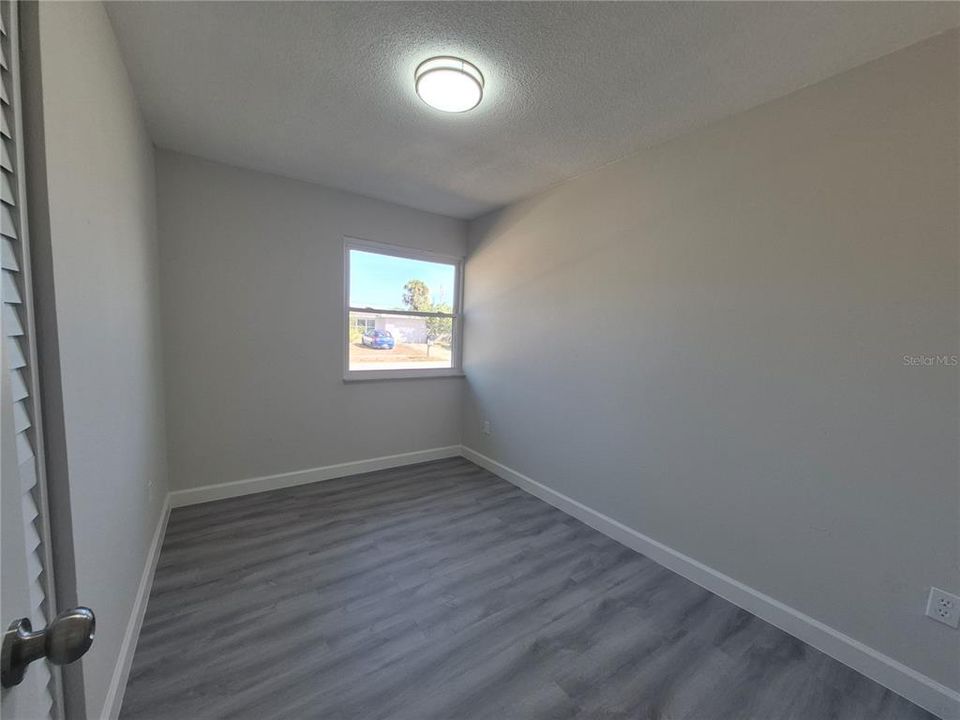 For Sale: $267,300 (4 beds, 2 baths, 1344 Square Feet)