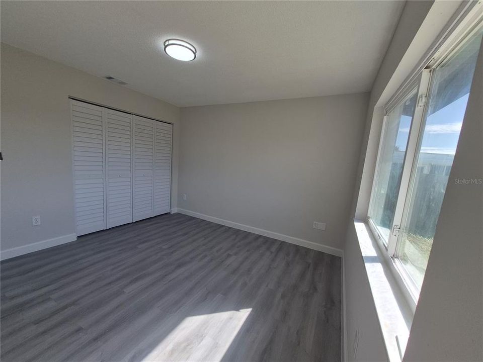 For Sale: $267,300 (4 beds, 2 baths, 1344 Square Feet)