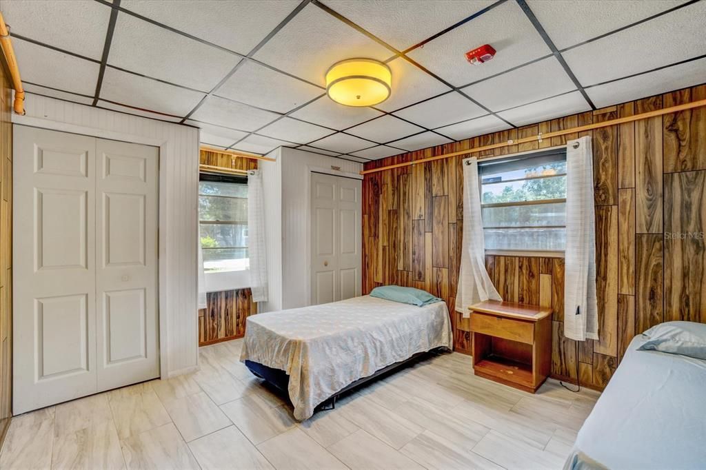 En Venta: $315,000 (5 camas, 2 baños, 1759 Pies cuadrados)