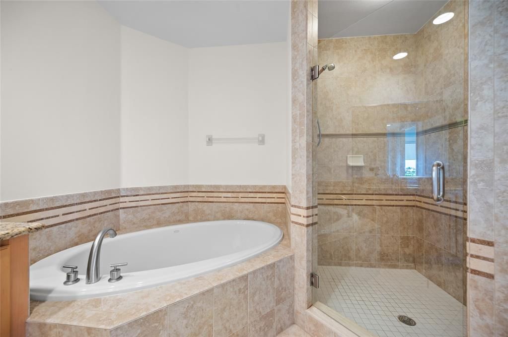 For Sale: $625,000 (3 beds, 2 baths, 1686 Square Feet)