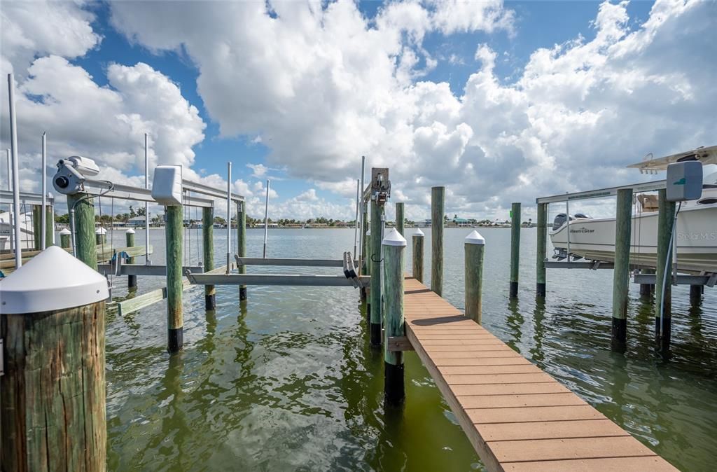 For Sale: $625,000 (3 beds, 2 baths, 1686 Square Feet)