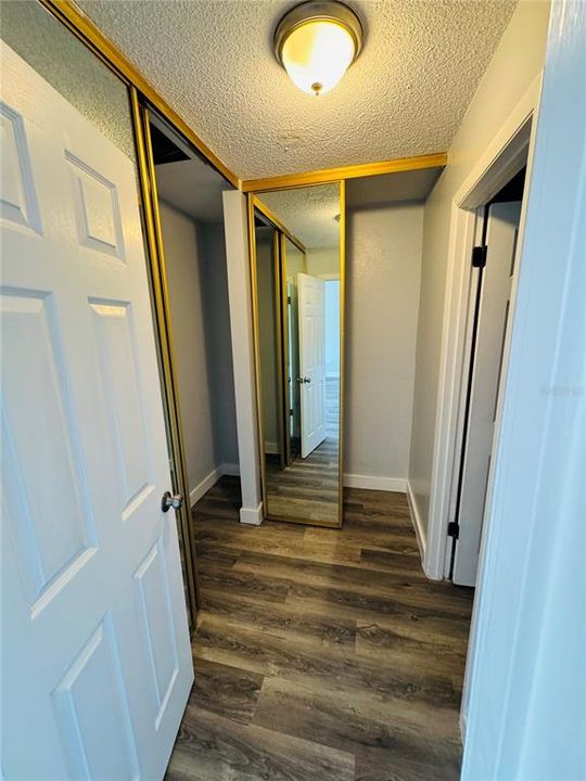 For Rent: $1,950 (2 beds, 2 baths, 1437 Square Feet)