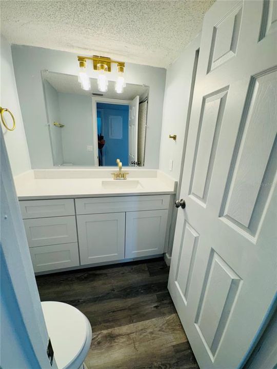 For Rent: $1,950 (2 beds, 2 baths, 1437 Square Feet)