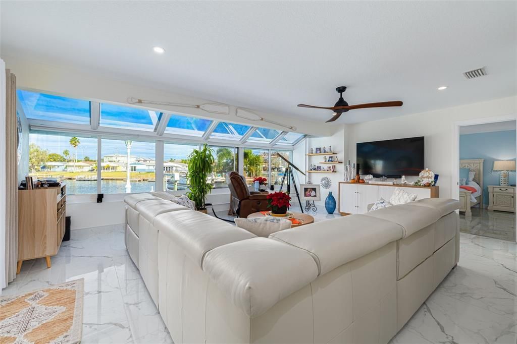 На продажу: $629,900 (3 спален, 2 ванн, 1754 Квадратных фут)