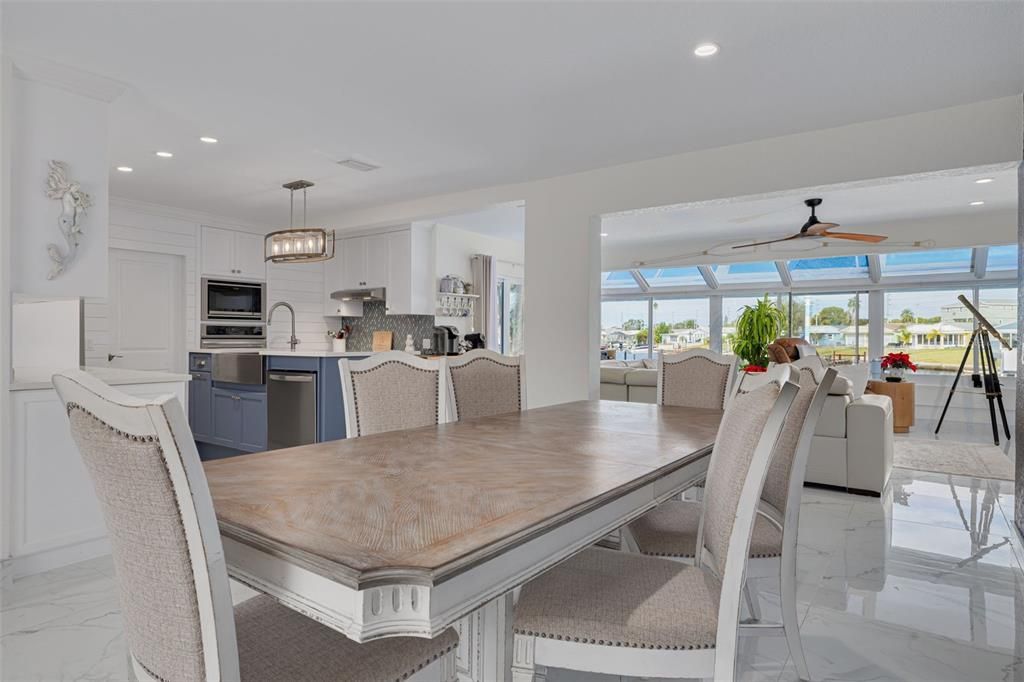 На продажу: $629,900 (3 спален, 2 ванн, 1754 Квадратных фут)