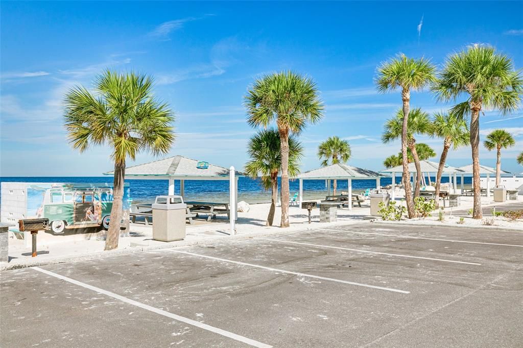 На продажу: $629,900 (3 спален, 2 ванн, 1754 Квадратных фут)