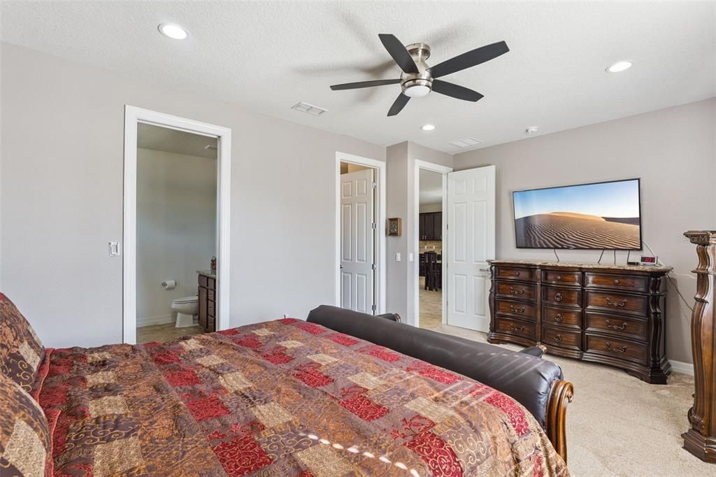 For Sale: $459,000 (3 beds, 2 baths, 2144 Square Feet)