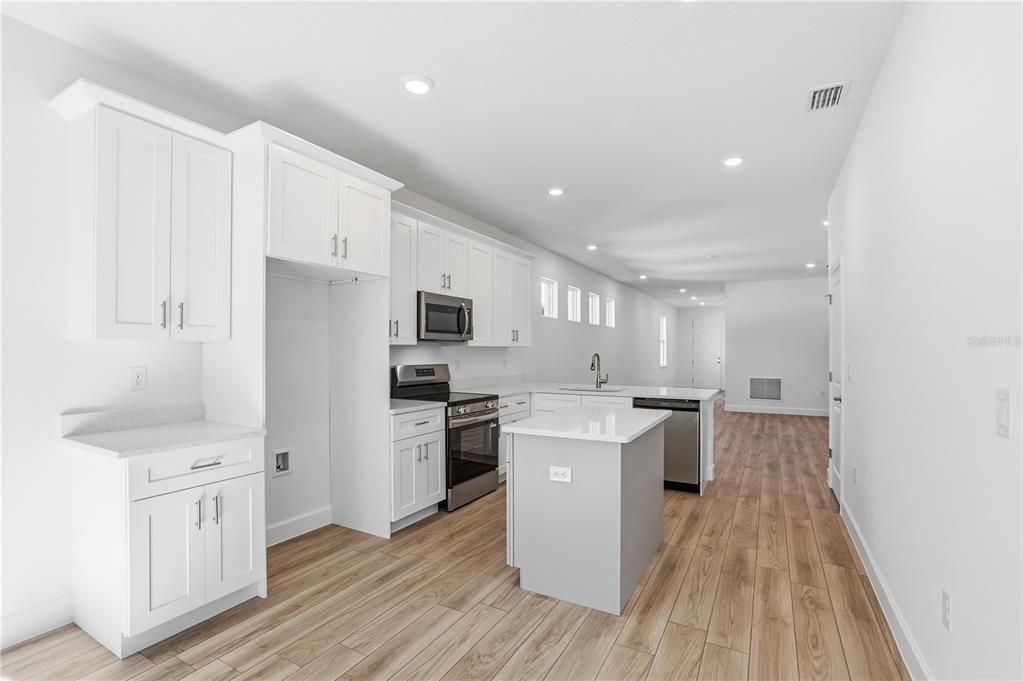 待售: $359,000 (3 贝兹, 2 浴室, 1738 平方英尺)