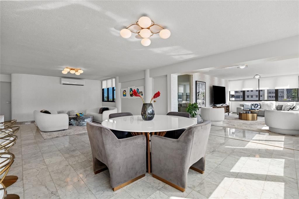 待售: $1,625,000 (4 贝兹, 3 浴室, 2249 平方英尺)