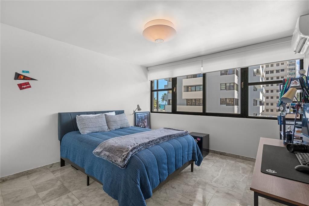 待售: $1,625,000 (4 贝兹, 3 浴室, 2249 平方英尺)