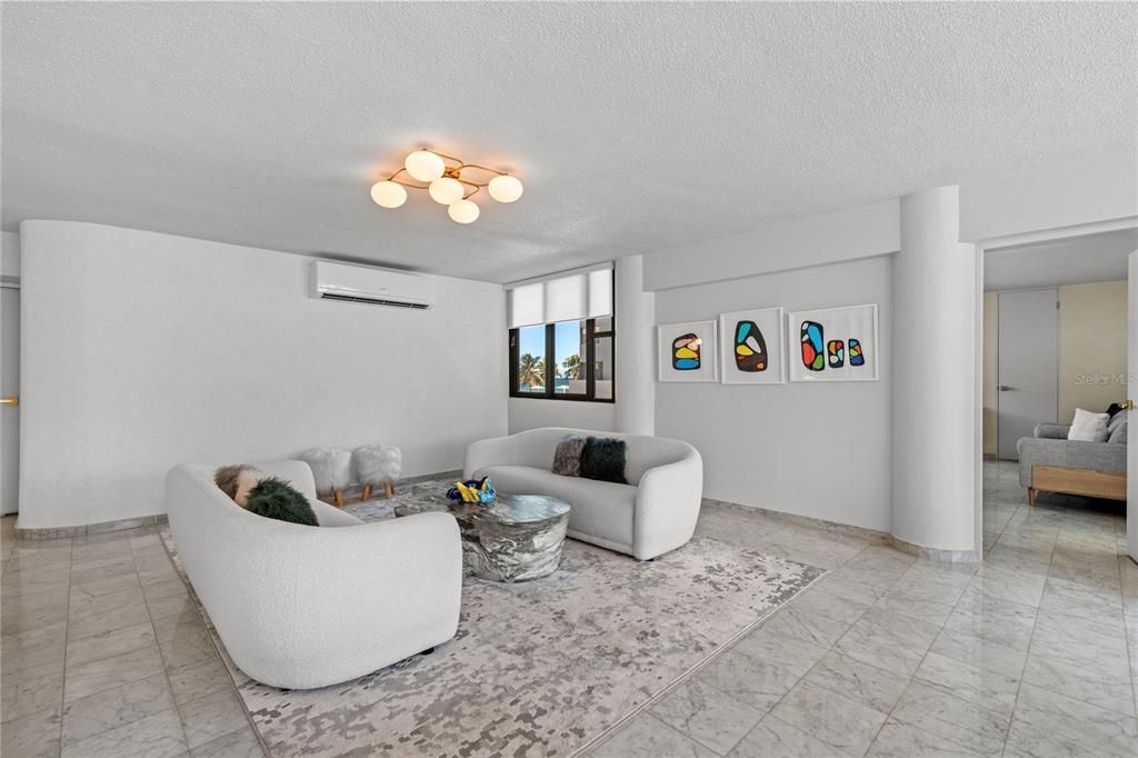 待售: $1,625,000 (4 贝兹, 3 浴室, 2249 平方英尺)