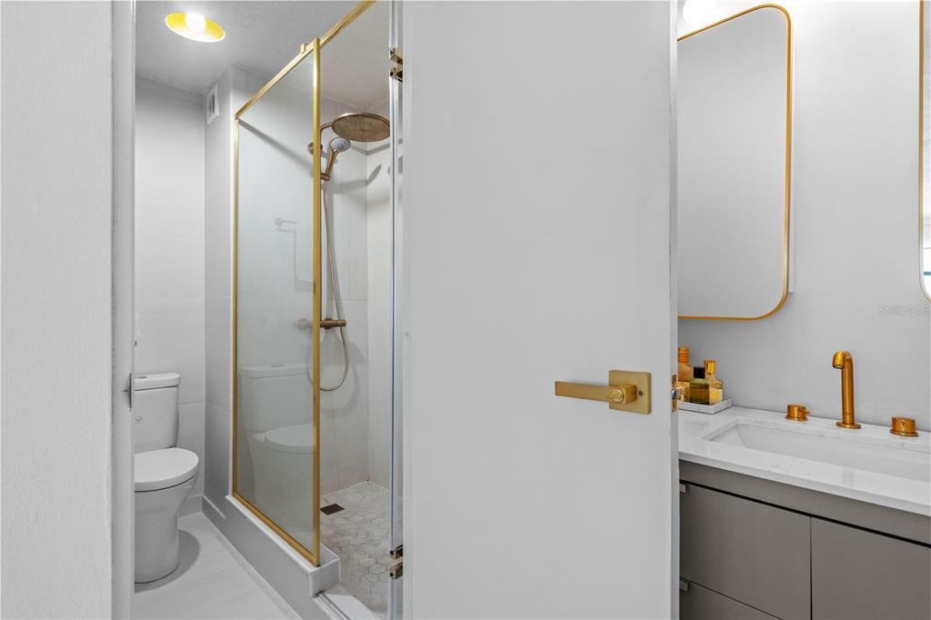 待售: $1,625,000 (4 贝兹, 3 浴室, 2249 平方英尺)