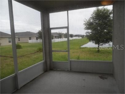 For Rent: $2,100 (3 beds, 2 baths, 2000 Square Feet)