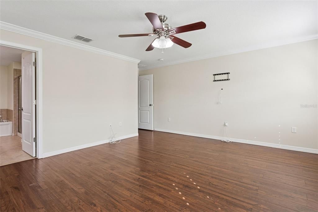 En Renta: $2,400 (3 camas, 2 baños, 2010 Pies cuadrados)