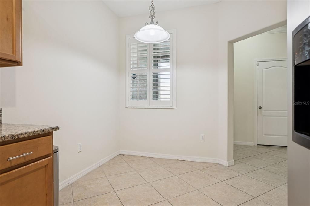 En Renta: $2,400 (3 camas, 2 baños, 2010 Pies cuadrados)