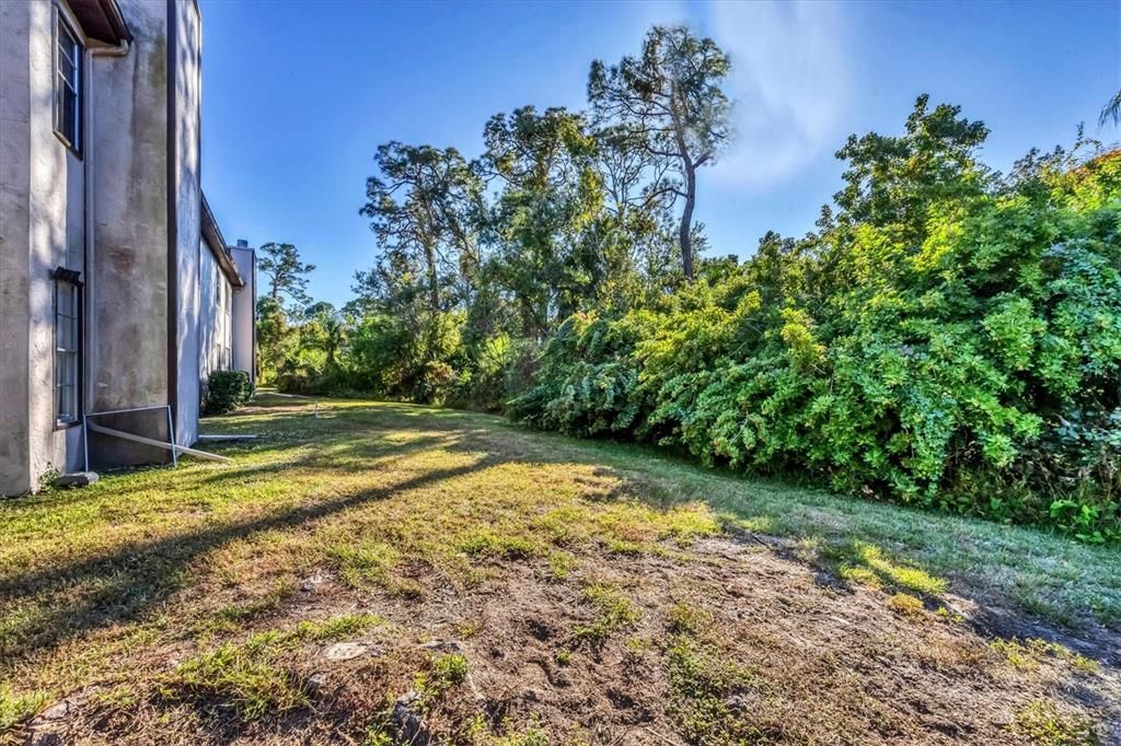 待售: $119,995 (2 贝兹, 2 浴室, 912 平方英尺)