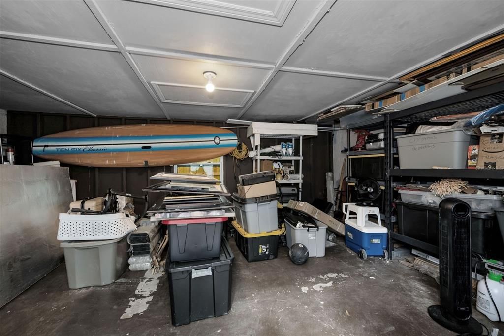 For Sale: $499,900 (5 beds, 2 baths, 2340 Square Feet)