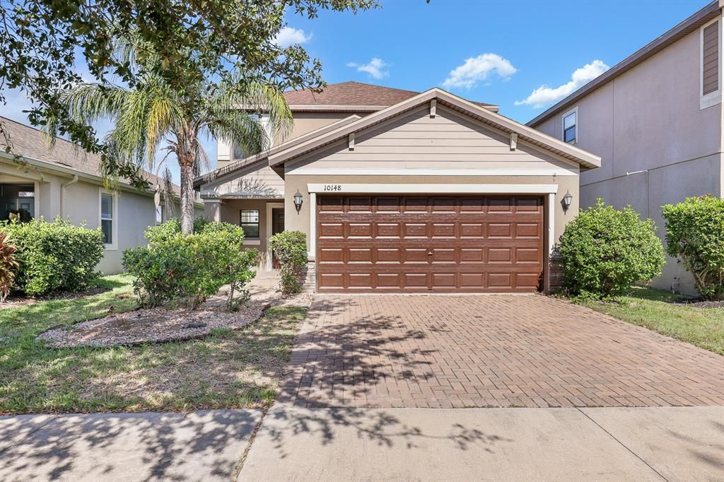 For Rent: $2,395 (3 beds, 2 baths, 1896 Square Feet)