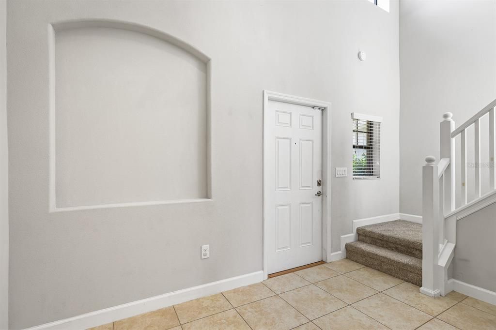 For Rent: $2,395 (3 beds, 2 baths, 1896 Square Feet)