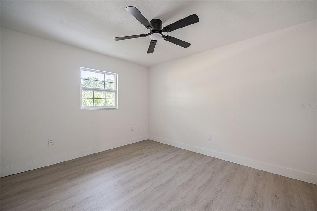 En Venta: $549,900 (3 camas, 2 baños, 1732 Pies cuadrados)