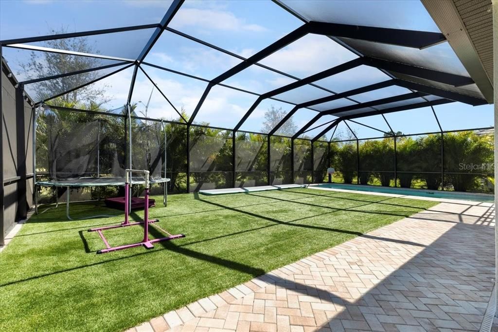 待售: $850,000 (4 贝兹, 3 浴室, 2299 平方英尺)