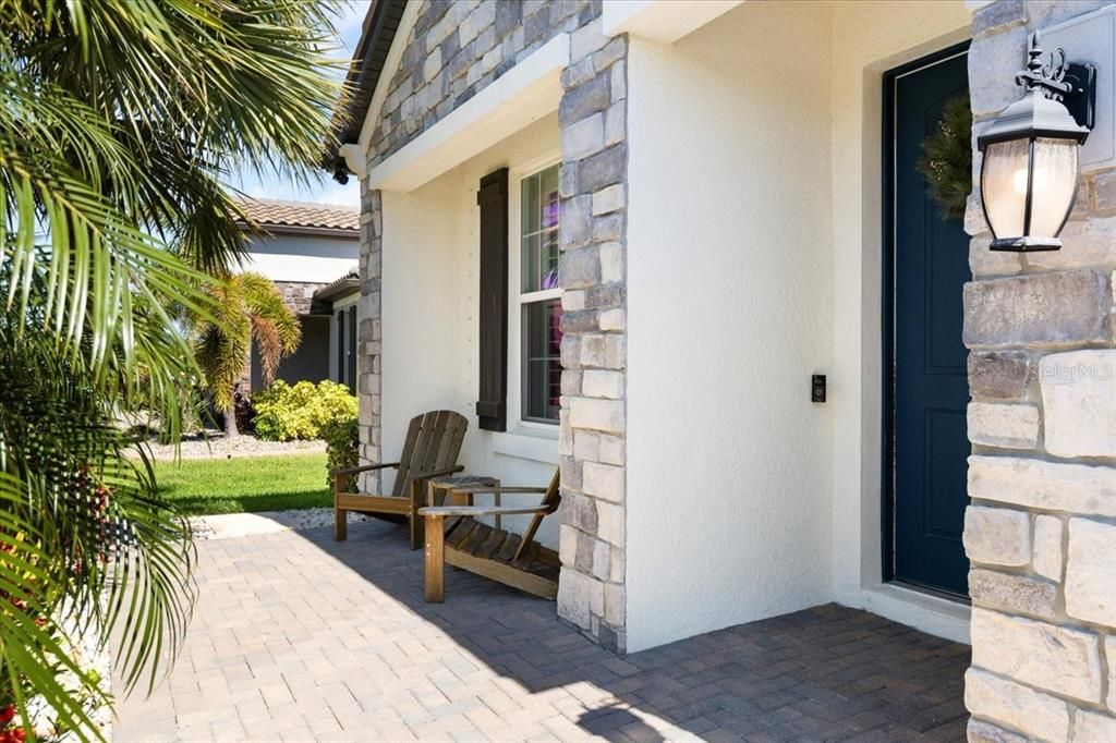 待售: $850,000 (4 贝兹, 3 浴室, 2299 平方英尺)