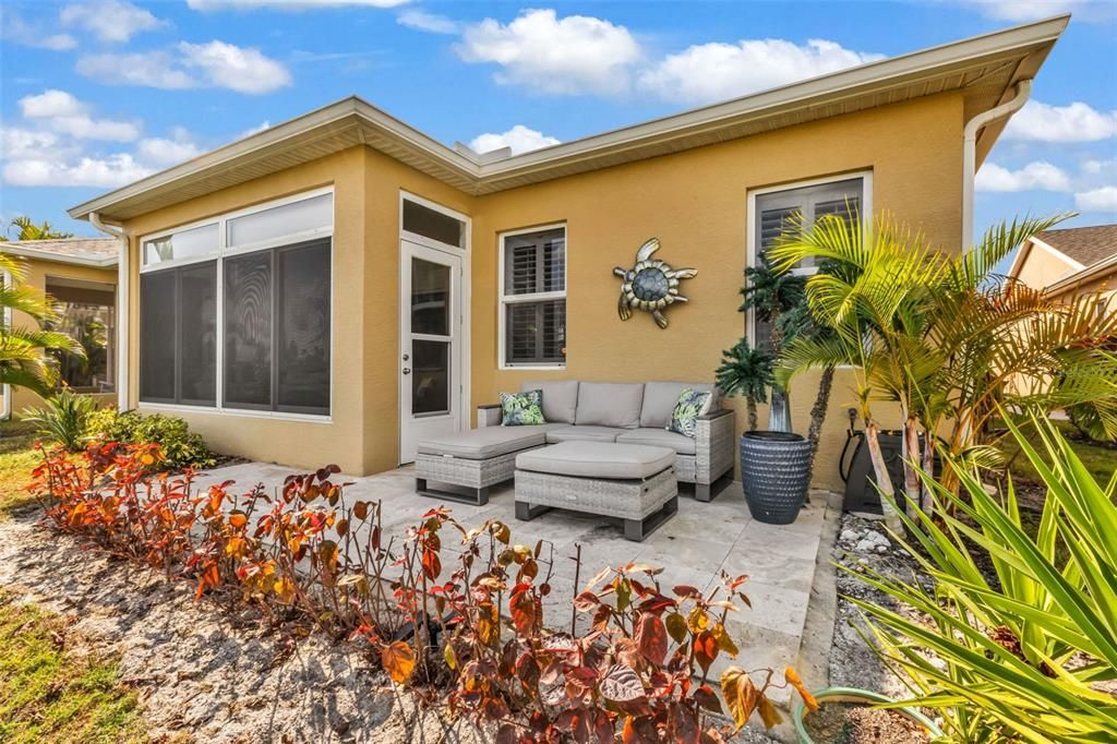 合同活跃: $315,000 (2 贝兹, 2 浴室, 1387 平方英尺)