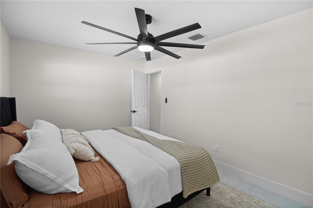 For Sale: $1,100,000 (3 beds, 3 baths, 1951 Square Feet)