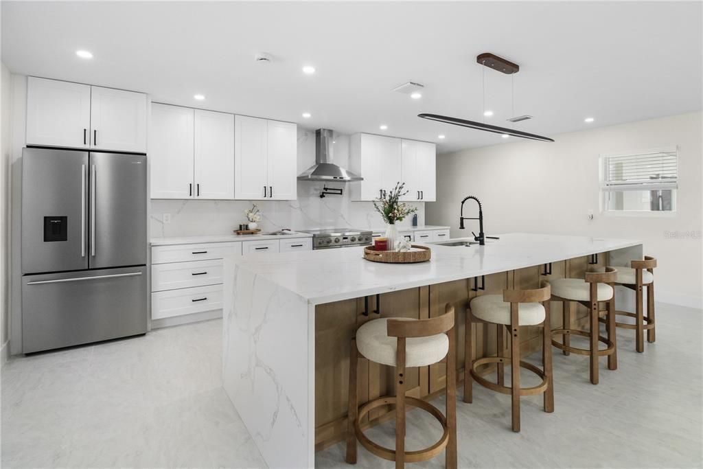 For Sale: $1,100,000 (3 beds, 3 baths, 1951 Square Feet)