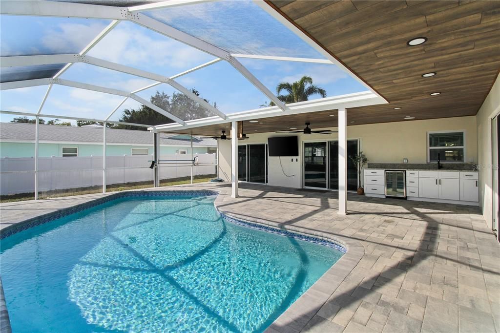 For Sale: $1,100,000 (3 beds, 3 baths, 1951 Square Feet)