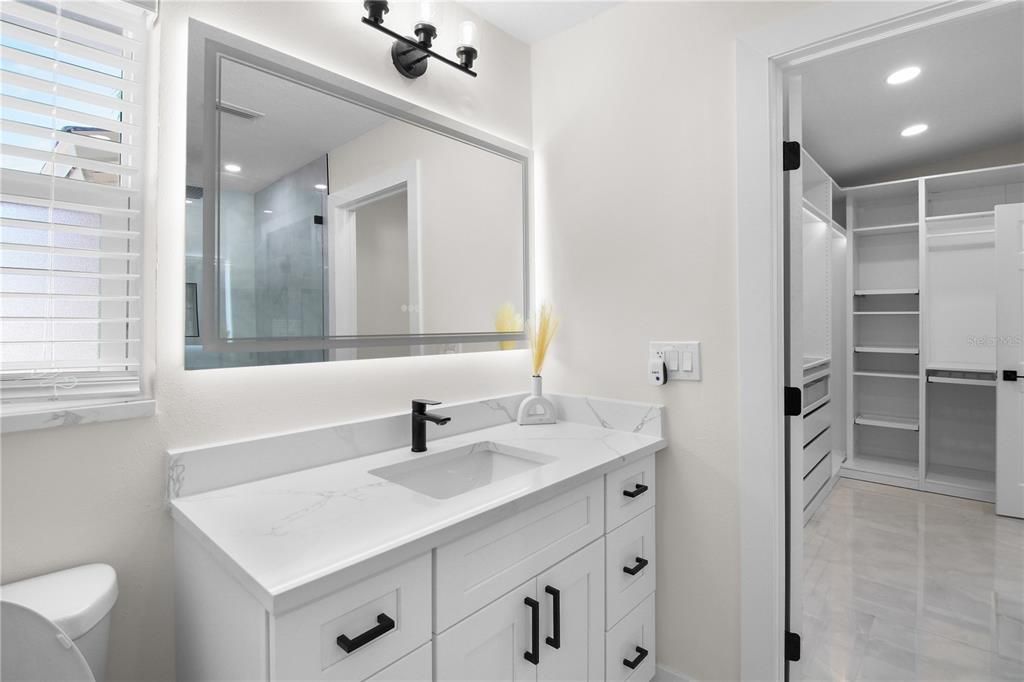 For Sale: $1,100,000 (3 beds, 3 baths, 1951 Square Feet)