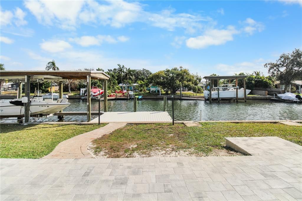 For Sale: $1,100,000 (3 beds, 3 baths, 1951 Square Feet)