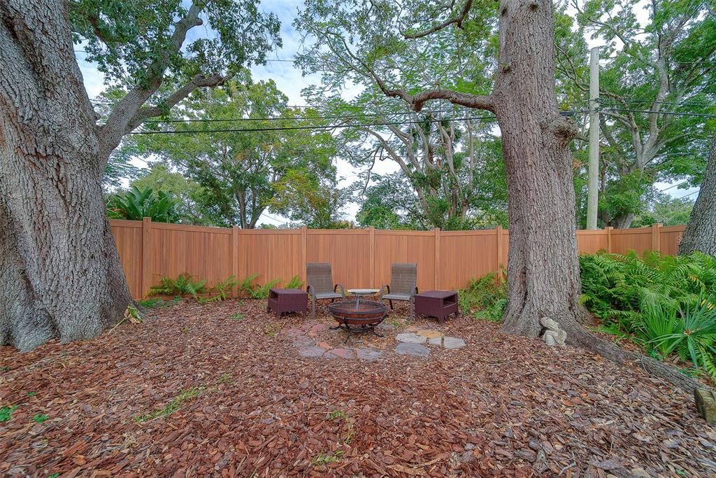 En Venta: $650,000 (3 camas, 2 baños, 1402 Pies cuadrados)